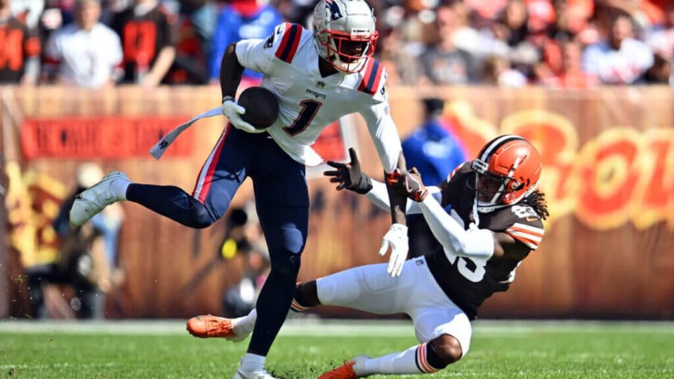 Patriots, WR DeVante Parker agree to 3-year extension, per source: What it means for both sides