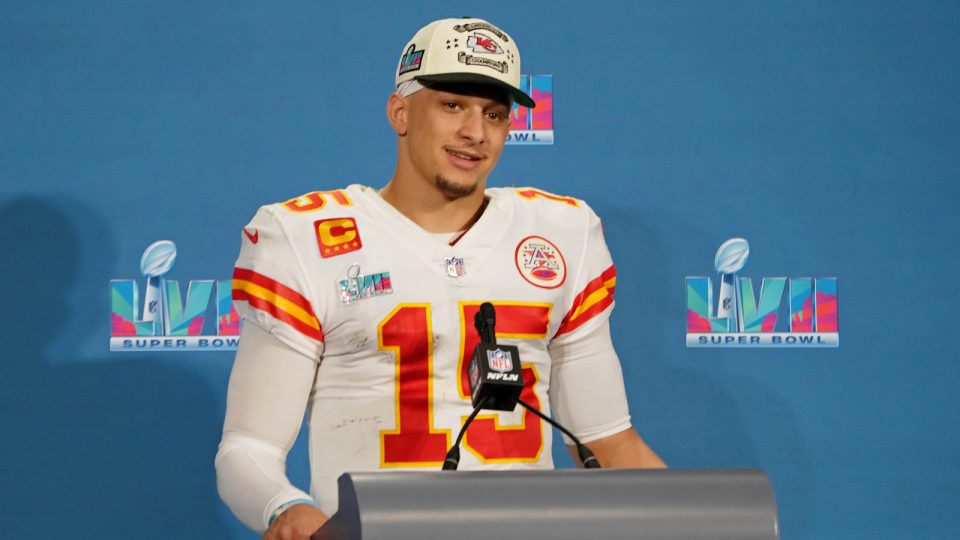 NFL analyst reveals only QB who can 'take the throne from Patrick Mahomes'