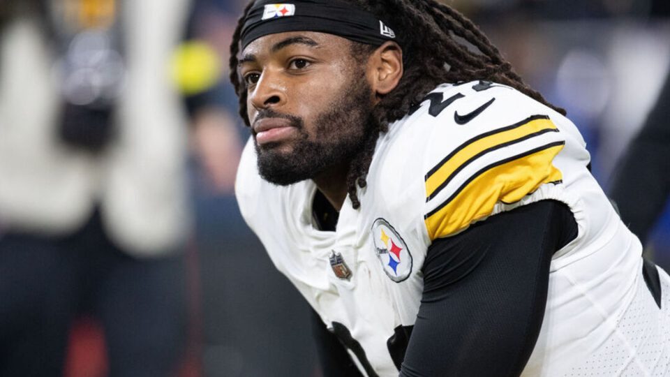 Steelers' Harris advocates for RBs' value: 'The position is an art'