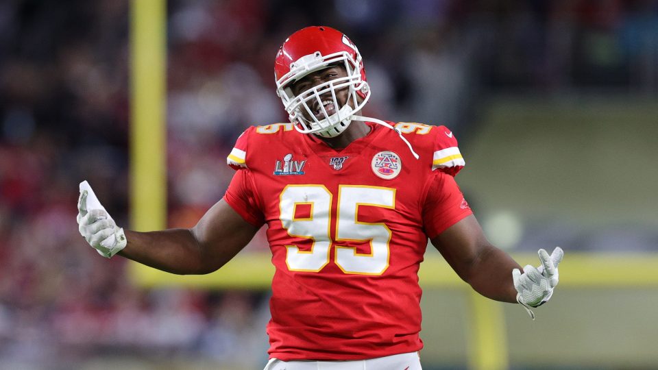 Chris Jones holdout, history of contract disputes as star DT skips start of Chiefs training camp