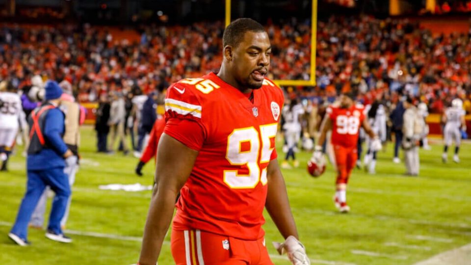 Chiefs DT Chris Jones not present at training camp, per source: How concerning is this?