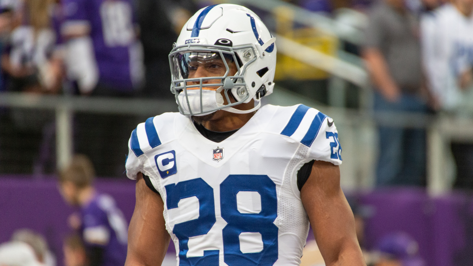 Jonathan Taylor injury update: Colts RB says he 'never' had back pain as dispute escalates after trade request