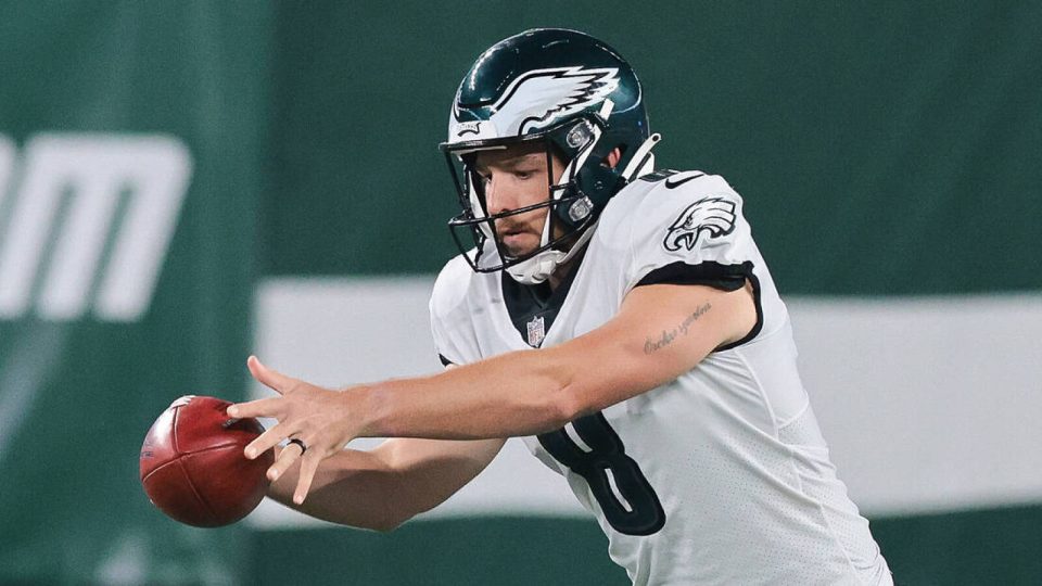 Aug 29, 2021; East Rutherford, New Jersey, USA;  Philadelphia Eagles punter Arryn Siposs (8) punts the ball against the New York Jets during the first half at MetLife Stadium. Mandatory Credit: Vincent Carchietta-USA TODAY Sports