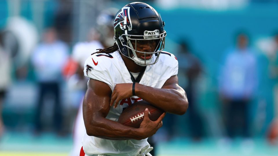 Did Bijan Robinson play vs. Dolphins? Why Falcons star rookie didn't see the field in preseason Week 1