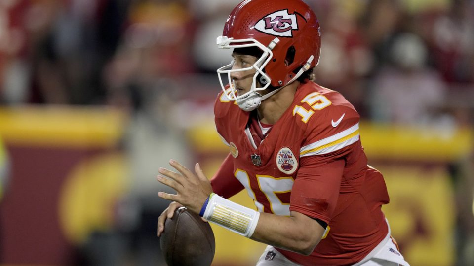 Kansas City Chiefs quarterback Patrick Mahomes looks to pass during the second half of an NFL football game against the Detroit Lions Thursday, Sept. 7, 2023, in Kansas City, Mo. (AP Photo/Charlie Riedel)