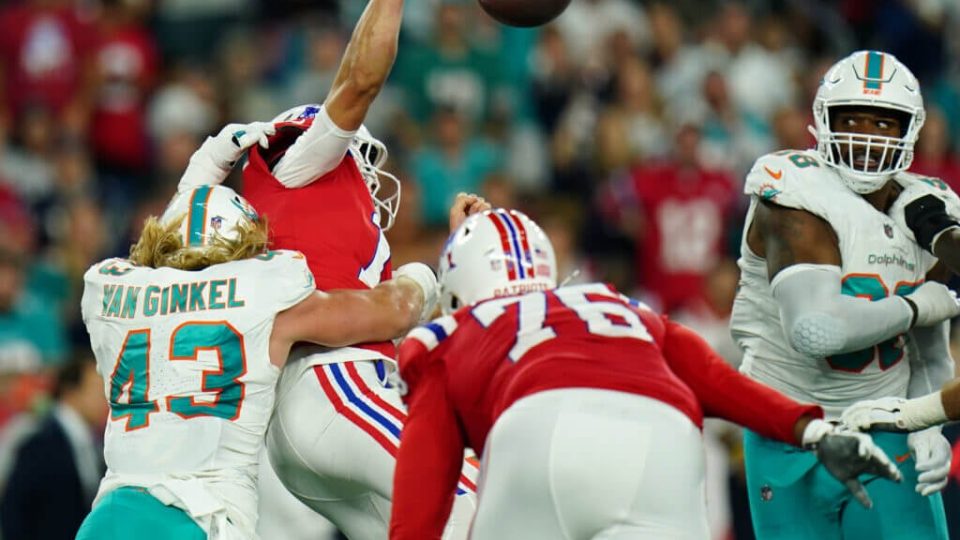 Patriots start 0-2 for first time since 2001 with SNF loss to Dolphins: What’s gone wrong for New England