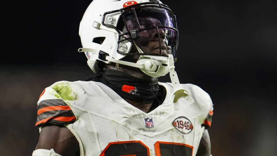 Browns' Njoku questionable for Week 4 due to burn injuries from household accident